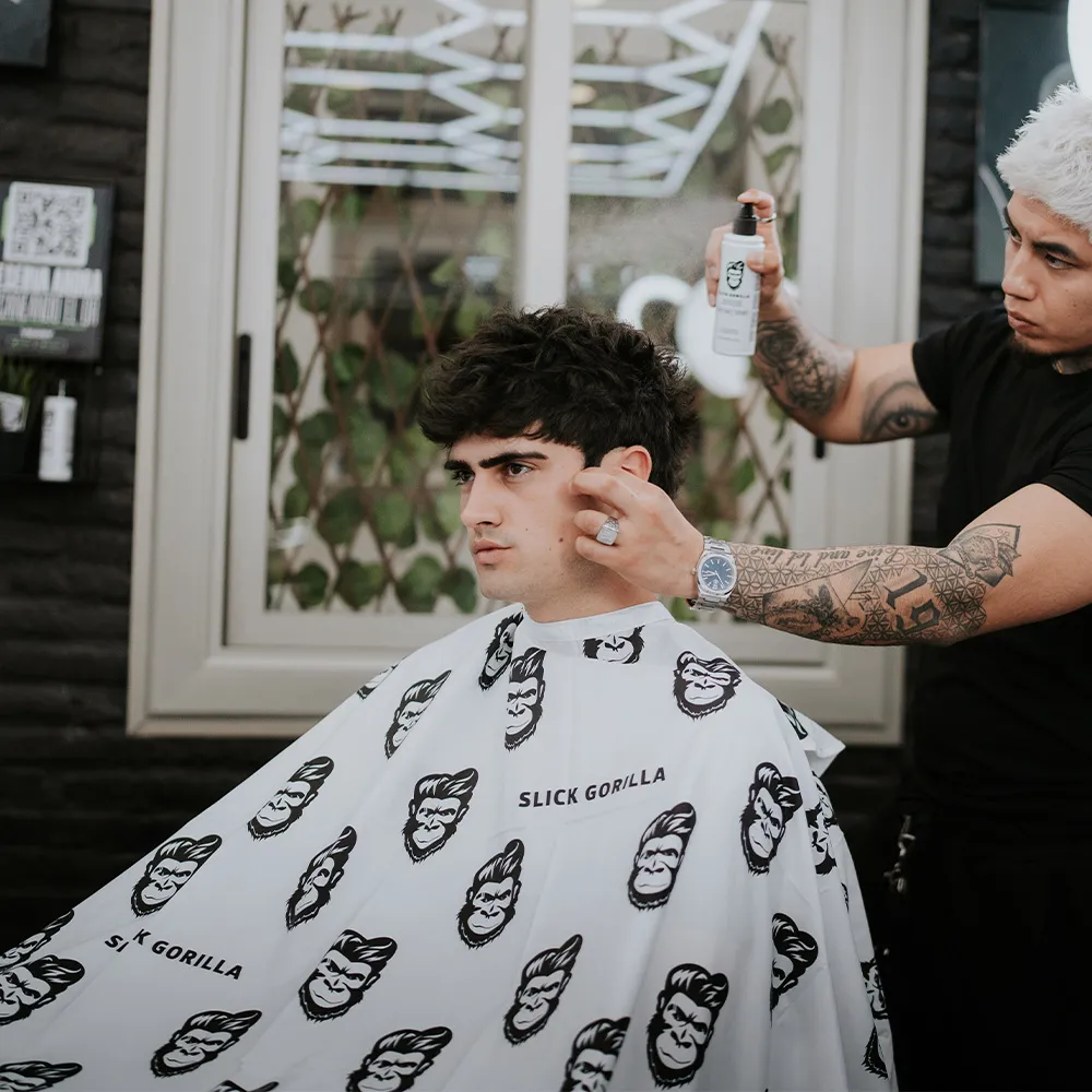 Barber Cape White - Image 3